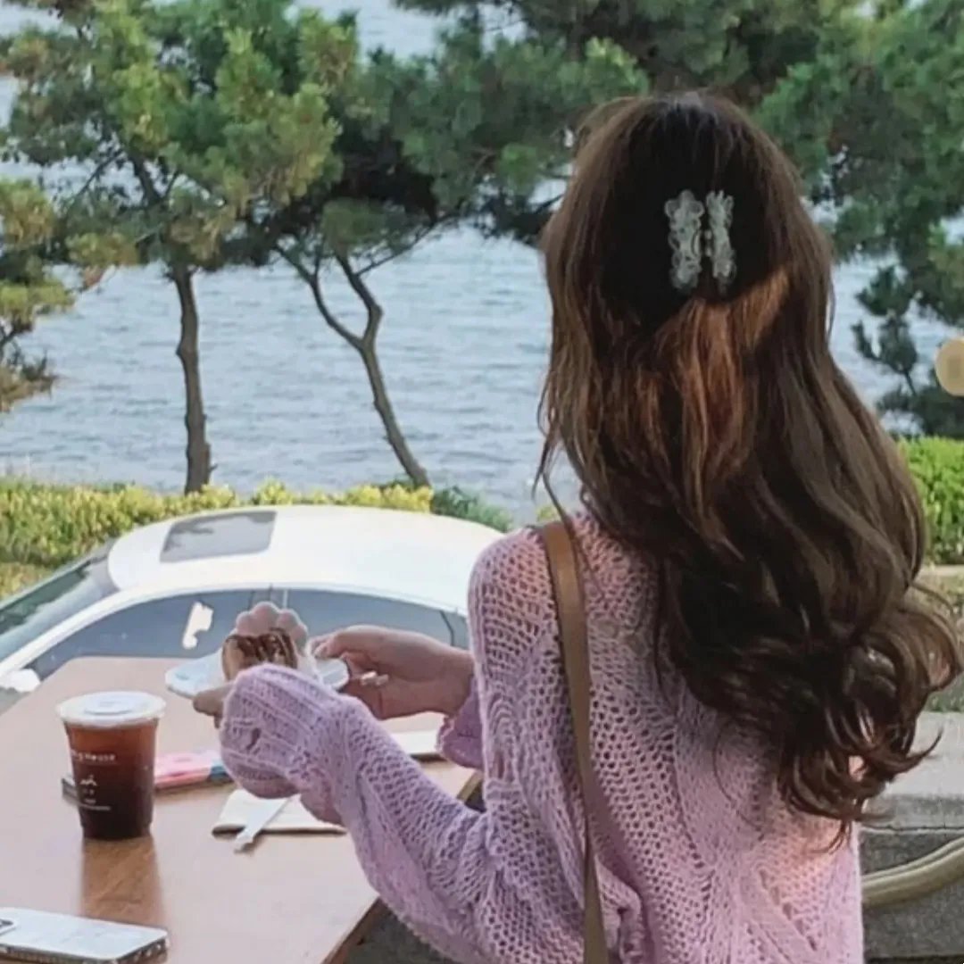 沉默一瞬